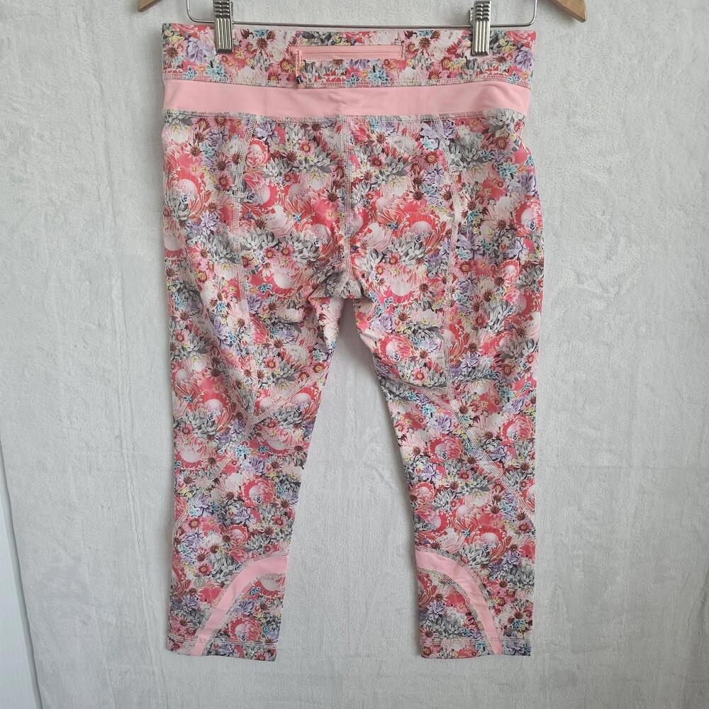Lululemon Flowabunga Run Inspire Cropped Floral Print Leggings Pink Size 8 - Picture 2 of 11